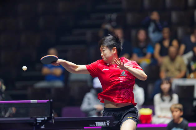Sun Yingsha lors d un echange au WTT Champions Montpellier Benjamin ELKAIM MAXPPP - Montpellier 27 10 2026 Tennis de table - WTT Champions Montpellier 2026, 32eme de finale du simple dames, le 27 octobre 2026 a la Sud de France Arena de Montpellier. Sun Yingsha, joueuse chinoise classee 2e mondiale, effectue un coup de raquette avec le bras tendu, la balle visible devant elle, lors de son match contre -camillelutz, joueuse francaise classee 112e mondiale. Sun Yingsha remporte la rencontre 3-0. WTT Champions Montpellier, France, on oct 27th 2026 Montpellier FRANCE  Copyright: xMAXPPPxBenjaminxELKAIMx ELK202610276511 ELK202610276511
