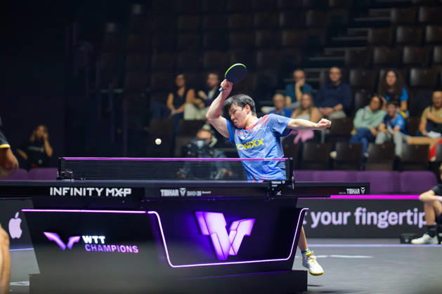 An Jaehyun joue une balle pres du filet Benjamin ELKAIM MAXPPP - Montpellier 27 10 2026 Tennis de table - WTT Champions Montpellier 2026, 16eme de finale du simple messieurs, le 27 octobre 2026 a la Sud de France Arena de Montpellier. An Jaehyun, joueur sud-coreen classe 38e mondial, tend le bras et sa raquette devant lui pour jouer une balle pres du filet. Il remporte son match 3-2 face a -omarassar, joueur egyptien classe 27e mondial. WTT Champions Montpellier, France, on oct 27th 2026 Montpellier FRANCE  Copyright: xMAXPPPxBenjaminxELKAIMx ELK202610277139 ELK202610277139