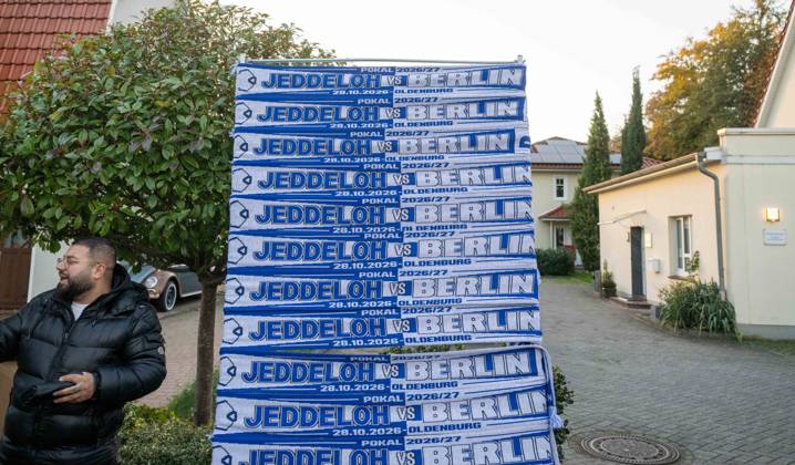 Soccer, Men s, 2026–2027 Season, DFB Cup Second Round, SSV Jeddeloh II vs. Hertha BSC, Match Scarves, October 28, 2026, Copyright: xMatthiasxKochx
