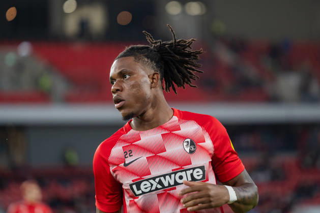 October 28, 2026, xjyhynx, Soccer DFB Cup 2nd Round, SC Freiburg vs. VfL Wolfsburg, from left: Cyriaque Irià 22, SC Freiburg warming up in Freiburg