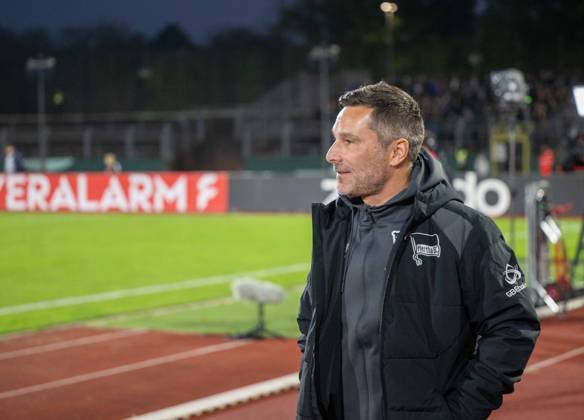 Soccer, Men s, 2026–2027 Season, DFB Cup Second Round, SSV Jeddeloh II vs. Hertha BSC, Coach Stefan Leitl (Hertha BSC), October 28, 2026, Copyright: xMatthiasxKochx