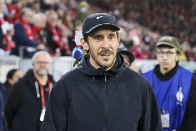 Julian Schuster, SC Freiburg, Coach, before kickoff, Germany, Soccer, DFB Cup, 2nd Round, 2026–2027, SC Freiburg vs. VfL Wolfsburg, October 28, 2026, Freiburg im Breisgau, Europa-Park Stadium, Germany Copyright: xGrantxHubbsx
