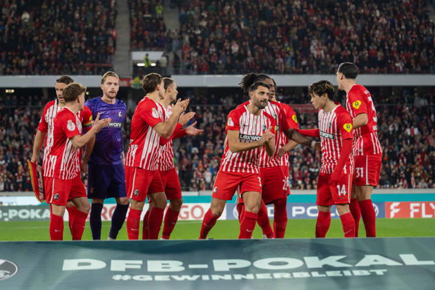 October 28, 2026, xjyhynx, Soccer DFB Cup 2nd Round, SC Freiburg vs. VfL Wolfsburg, from left: SC Freiburg team photo, Freiburg team photo