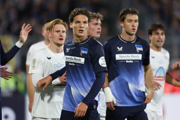 October 28, 2026, Soccer, Men s, DFB Cup, 2nd Round, SSV Jeddeloh II vs. Hertha BSC Berlin: Pascal Steinwender (7, SSV Jeddeloh II) in a tackle with Soufian Gouram (33, Hertha BSC Berlin)