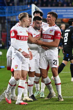 Paderborn, Home Deluxe Arena, October 28, 2026, GER, Men s, DFB Cup, 2nd Round, 2026–2027 Season, SC Paderborn vs. VfB Stuttgart. Photo by Deniz UNDAV: Stuttgart celebrates after scoring the 0–1 goal. For editorial use only. DFB regulations prohibit any use of photographs as image sequences and or quasi-video. North Rhine-Westphalia, Germany