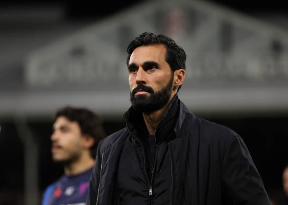 28th October 2026; Craven Cottage, London, England; Carabao Cup Football, Fulham versus Crystal Palace; Fulham Manager Alvaro Arbeloa approaches the dugout JohnxPatrickxFletcher