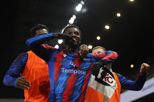 Carabao Cup - Fulham FC v Crystal Palace FC LONDON, ENGLAND - OCTOBER 28: GOAL 1-0, Eddie Nketiah of Crystal Palace goal celebration after scoring a goal to put Crystal Palace 1-0 ahead during the Carabao Cup Last 16 match between Fulham FC v Crystal Palace FC at Craven Cottage Stadium on October 28, 2026 in London, England. (Photo by Daniel Weir) London Craven Cottage Stadium England Copyright: xDanielxWeir SportsxPressxPhotox Sportspressphoto_SPR270261