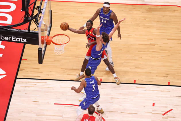 Orlando Magic v Toronto Raptors - NBA, Basketball Herren, USA TORONTO, CANADA - OCTOBER 28 : Immanuel Quickley (5) of Toronto Raptors in action during the NBA basketball game between Orlando Magic and Toronto Raptors at the Scotiabank Arena on October 28, 2026 in Toronto, Ontario, Canada. Mert Alper Dervis Anadolu Ontario Canada. Editorial use only. Please get in touch for any other usage.  Copyright: x2026xAnadoluxMertxAlperxDervisx