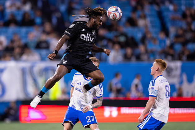 October 28, 2026: Charlotte FC forward Allan Saint-Maximin (10) heads the ball up field against the CF Montreal in the second half of the MLS, Fussball Herren, USA match up at Bank of America Stadium in Charlotte, NC. Mandatory Credit: -Cal Media Charlotte United States - ZUMAc04_ 20261028_zma_c04_016 Copyright: xScottxKinserx