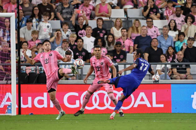 October 28, 2026, Miami, Florida, USA: Inter Miami CF midfielder David Ayala (22), Inter Miami CF midfielder Casemiro (5) and FC Cincinnati forward Kenji Mboma Dem (17) battle for a ball during a 2026 MLS, Fussball Herren, USA soccer match between Inter Miami CF and FC Cincinnati. Miami USA - ZUMAa257 20261028_zsp_a257_010 Copyright: xChrisxArjoonx