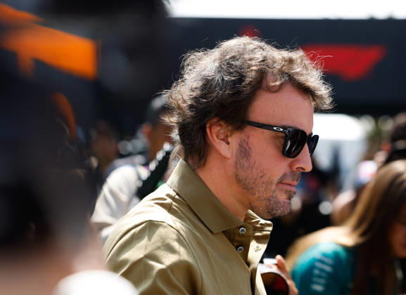 F1 Grand Prix Mexico - Arrivals Fernando Alonso is in the paddock ahead of the Formula 1 Gran Premio de la Ciudad de Mexico at the Autodromo Hermanos Rodriguez in Mexico City, Mexico, on October 29, 2026. Mexico City Mexico City Mexico  Copyright: xStephaniexTacyx originalFilename:tacy-notitle261029_npwo0.jpg