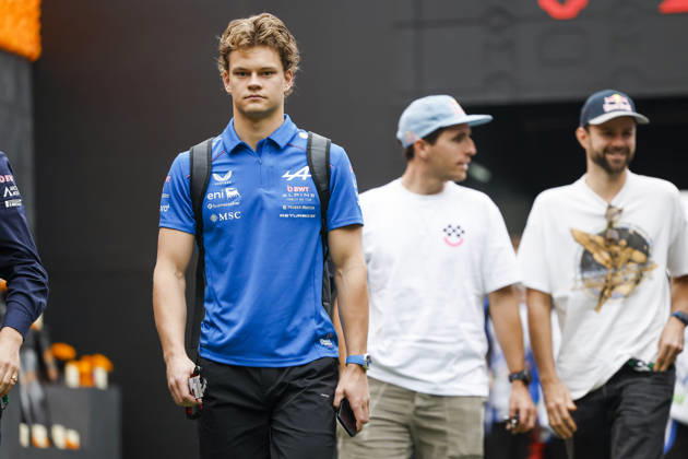 F1 - MEXICO CITY GRAND PRIX 2026 ARON Paul, Junior Driver of Mercedes AMG F1 Team, portrait during the 2026 Formula 1 Mexico City Grand Prix, 19th round of the 2026 Formula One World Championship, WM, Weltmeisterschaft from October 30 to November 1, 2026 on the Autodromo Hermanos Rodriguez, in Mexico City, Mexico - Mexico CityMexico  Copyright: xJulienxDelfossex