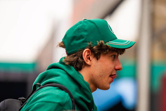 Formula 1 Mexican Grand Prix - Kimi Antonelli Arrives in the Paddock ANDREA KIMI ANTONELLI 12 (ITA) of Mercedes-AMG PETRONAS Formula One Team (Mercedes-AMG F1 W17) arriving in the paddock on Friday during the Formula 1 Gran Premio de la Ciudad de México 2026 at Autódromo Hermanos Rodríguez in Mexico City, Mexico, on October 30, 2026. Credit: Photo by Antoine LAPEYRE Reveries Agency via ABACAPRESS.COM Mexico City Mexico  Copyright: xAntoinexLapeyre ReveriesxAgency ABACAx