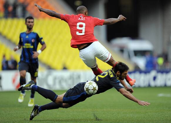Fussball, Champions League Playoff, Spartak Moskau - Fenerbahce Istanbul 2:1