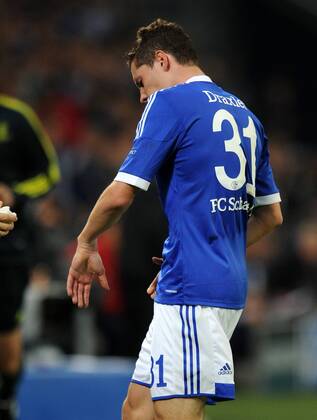 Fussball, Champions League, Schalke 04, Julian Draxler Verletzung