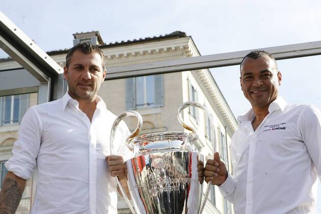 Fussball, Champions League, Trophy Tour, Ankunft des Pokals in Rom