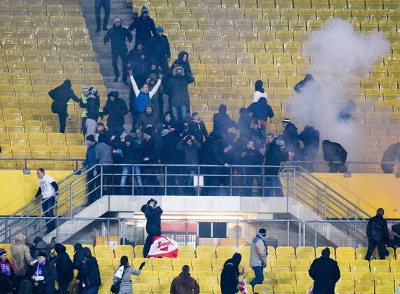 Fussball, Champions League, Ausschreitungen der Fans von Zenit St. Petersburg in Wien