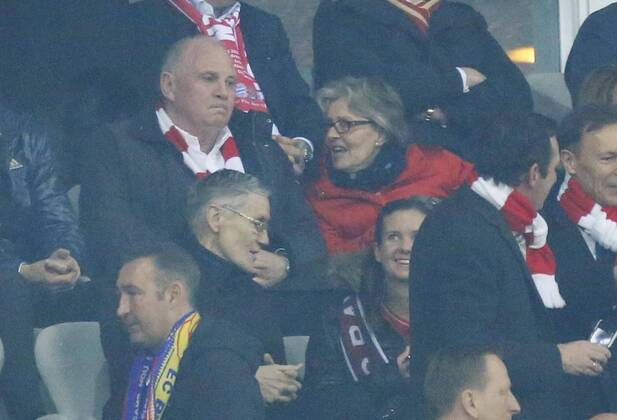 Fussball, Champions League, Uli Hoeness auf der Tribuene in Muenchen
