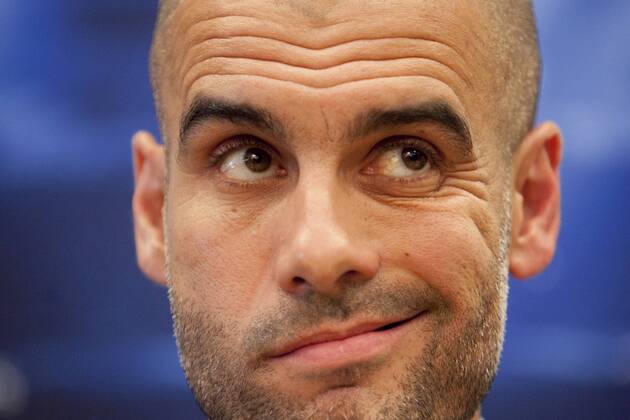 Fussball, Champions League, Guardiolas Mienenspiel bei Bayern-Pressekonferenz