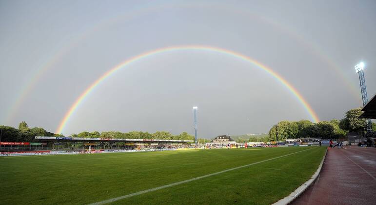 Fußball, Stadiongeschichte Eintracht Trier