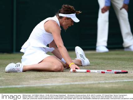 Tennis, Wimbledon, Andrea Petkovic trotz Rueckenproblemen weiter