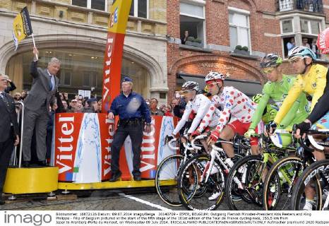 Cycling, Tour de France, King Philippe of Belgium starts stage 5