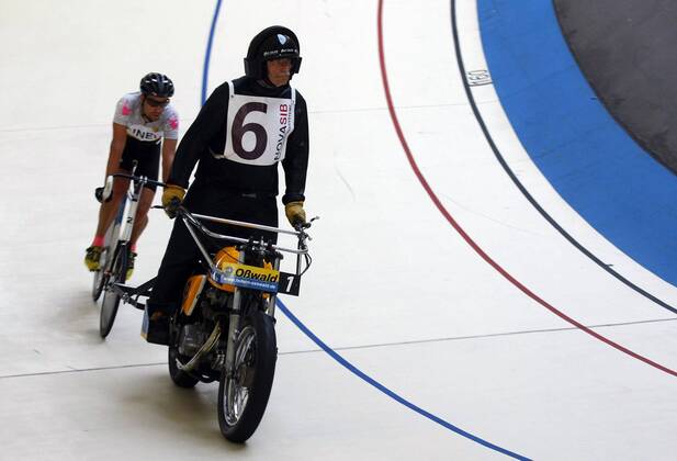 Cycling, track cycling, stand-up night in Erfurt