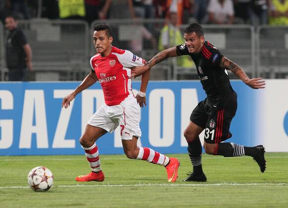 Fussball, Champions League Playoffs, Besiktas Istanbul - FC Arsenal