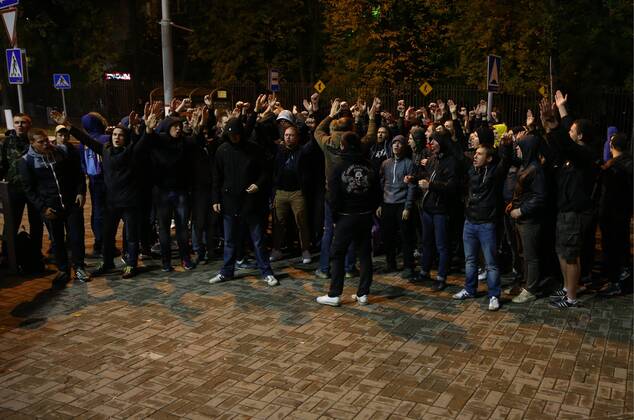 Fussball, Champions League, ZSKA Moskau - Bayern München, CSKA-Fans vor dem Stadion