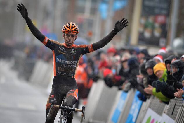 Cycling, Cross Country, Wout van Aert wins in Bredene