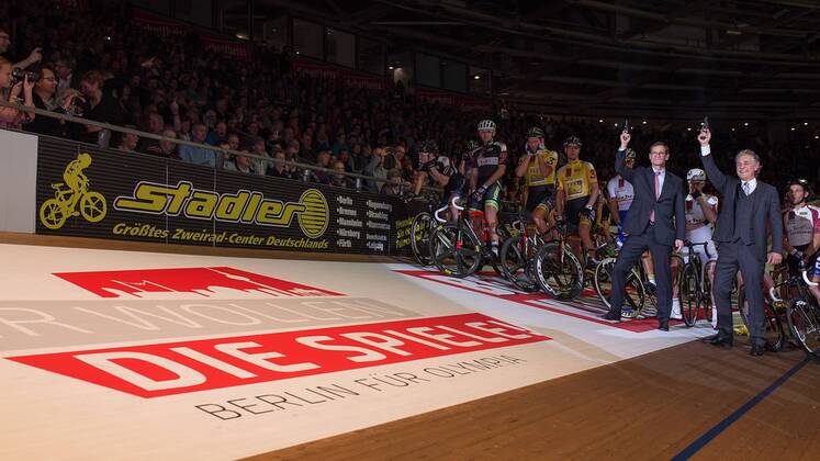 Cycling, Starting signal for the Berlin Six-Day Race