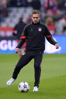 Fußball, Champions League, Bayerns Kapitän Philipp Lahm wärmt sich auf