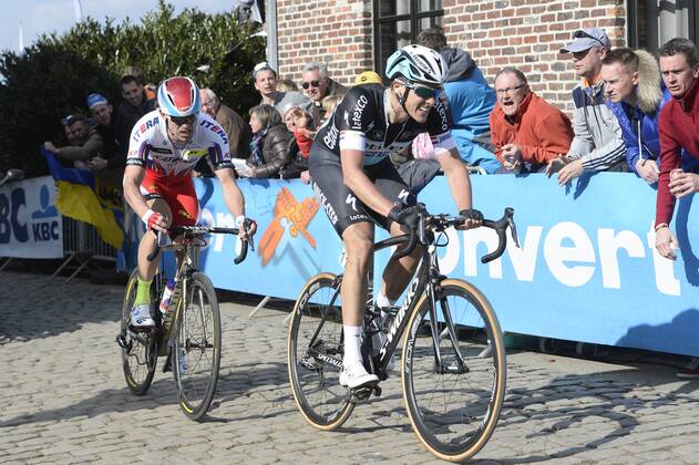Cycling, Alexander Kristoff and Nki Terpstra in the lead