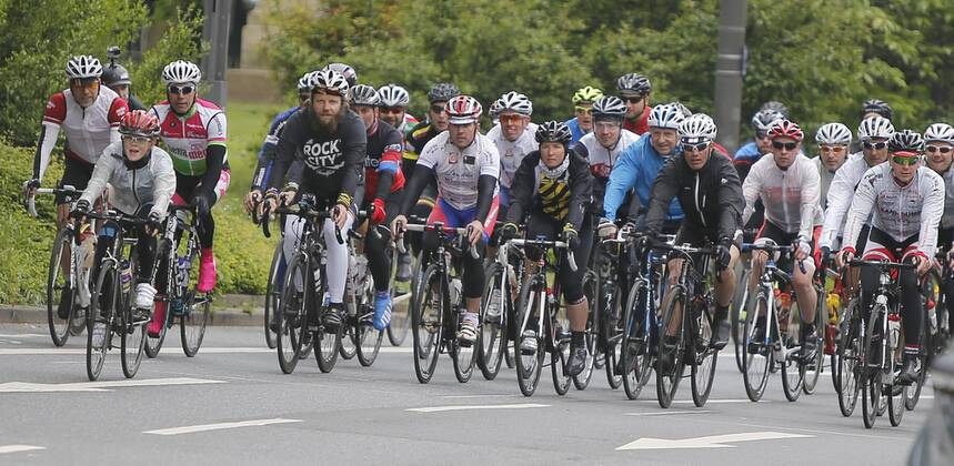 Cycling, Frankfurt, Everyman participants ride despite race cancellation