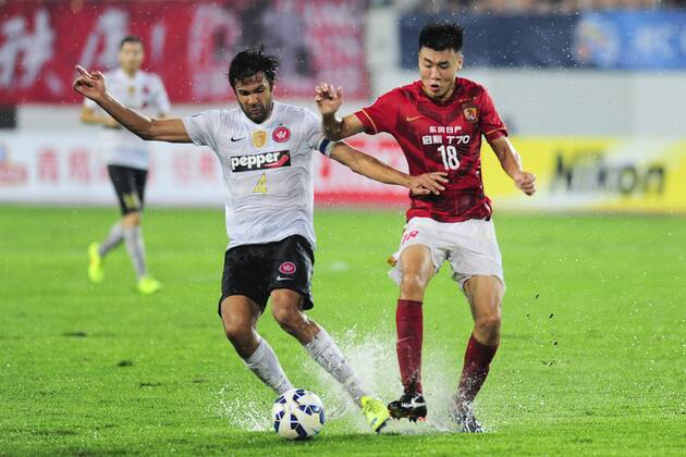 Fußball, AFC Champions League, Western Sydney Wanderers gewinnen Regenschlacht bei Guangzhou Evergrande