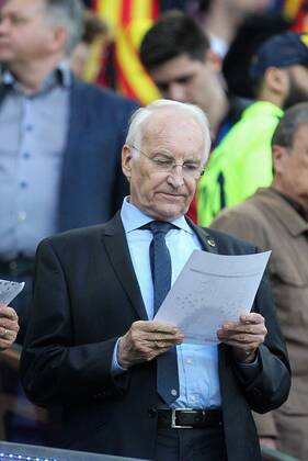 Fußball, Champions League, Edmund Stoiber zu Gast beim Halbfinale FC Barcelona - FC Bayern München