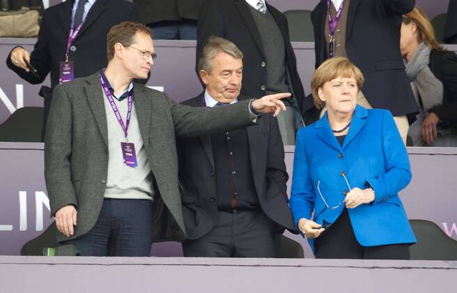 Fußball, Damen, Champions League Finale, 1. FFC Frankfurt - Paris St. Germain - Angela Merkel auf der Tribüne