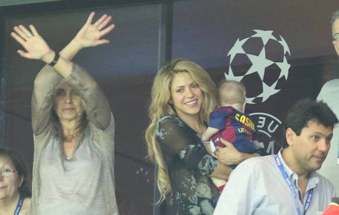 Fußball, Champions League Finale, Shakira mit Sohn Sasha auf der Tribüne