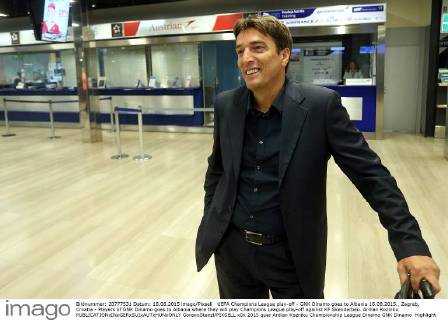 Fußball, Champions League Playoff, Dinamo Zagreb am Flughafen auf dem Weg nach Albanien