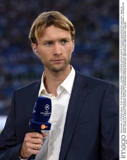 Fußball, Champions League Playoff, ZDF Experte Simon Rolfes im Gespräch mit Oliver Welke Lazio Rom - Bayer Leverkusen