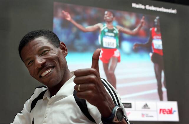 Athletics, Haile Gebrselassie starts at the REAL Berlin Marathon 2006