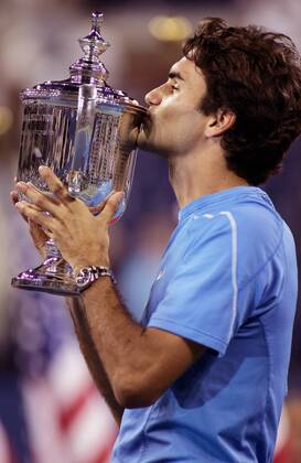 Tennis, US Open 2006, Roger Federer besiegt im Finale Andy Roddick und holt sich zum dritten Mal in Folge die Trophäe