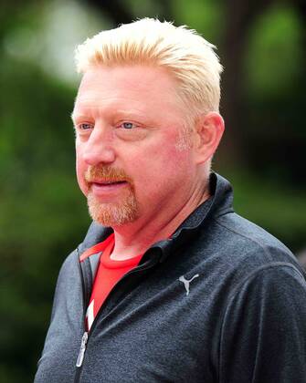 Boris Becker eröffnet Tennis College in China