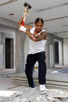 Football, 1. BL, Kevin Prince Boateng moves to Schalke 04