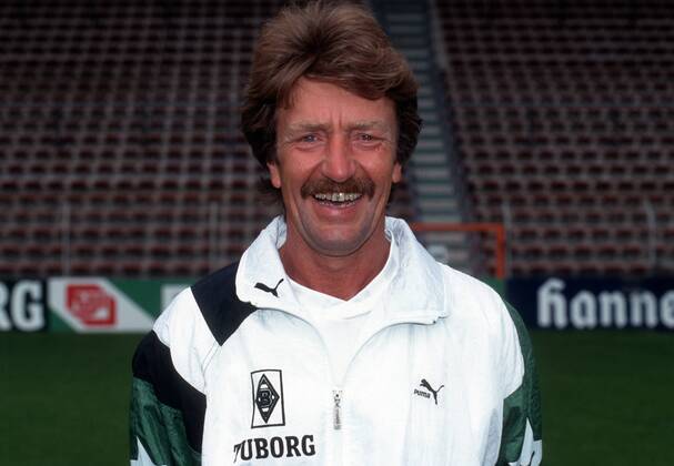 Fußball, Ex-Trainer Gerd vom Bruch ist tot