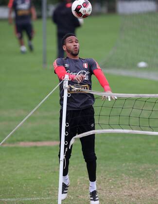 Football, Training National Team Peru