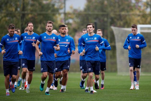 Football, Training National Team Iceland in Nanning