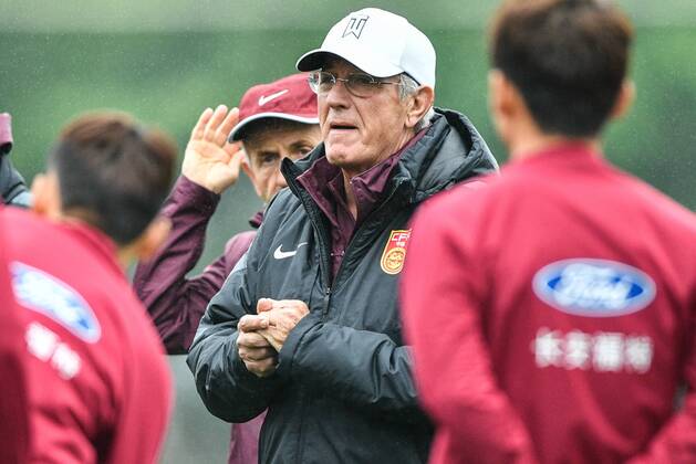 Football, Training National Team China