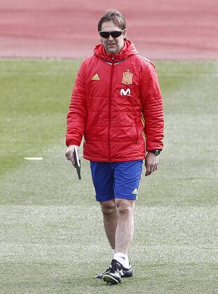 Football, Spain National Team Training