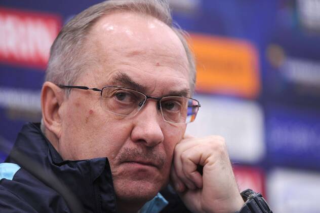 Football, National Team South Korea PK with Uli Stielike
